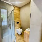 New Corner